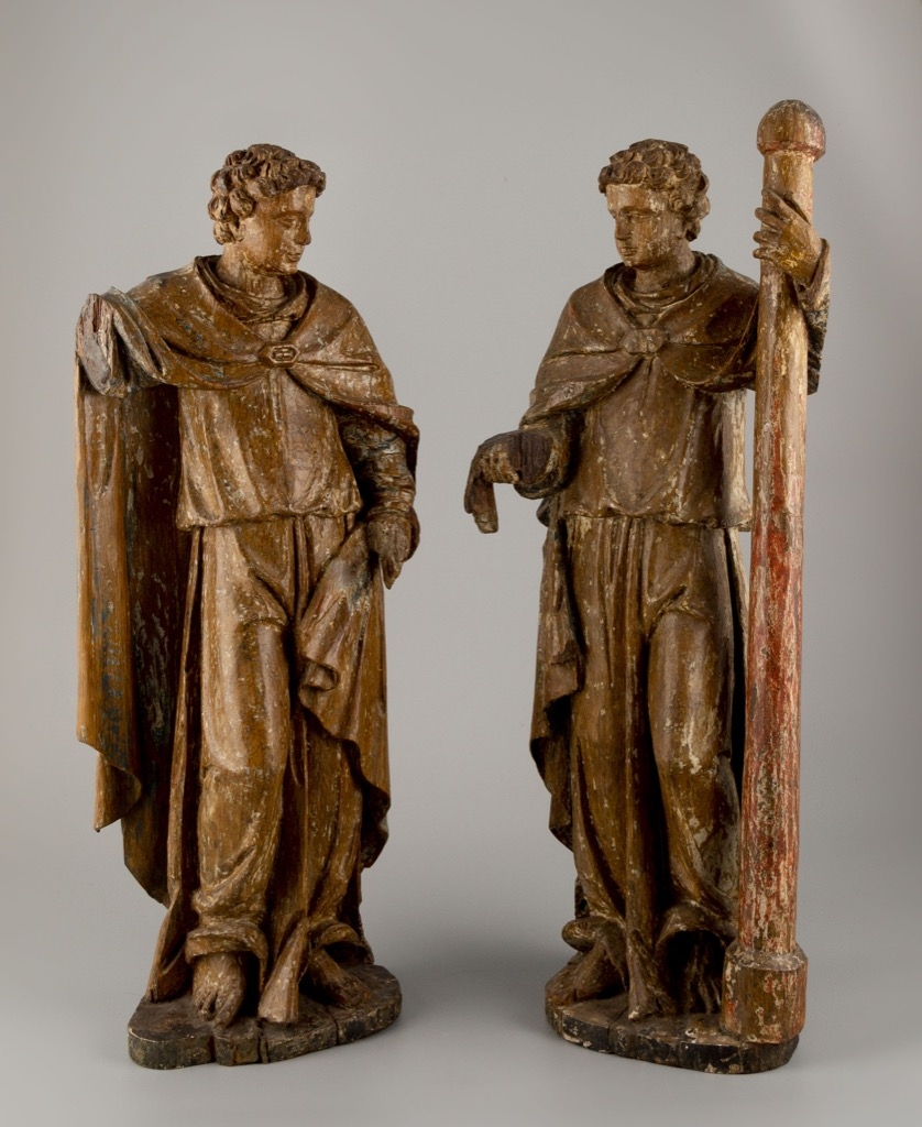 84 - Anges sculptés en bois. XVIe. Adjugé 3 125€
